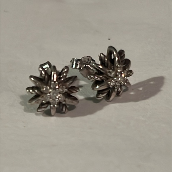 David Yurman Starburst Earrings - Picture 2 of 5